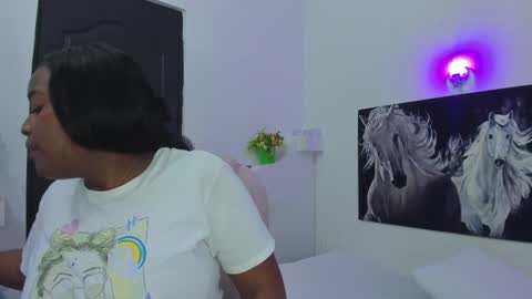 Snapshot of ebony_katterin chatting on 12, 3, 2025 ebony_katterin online show from 12, 3, 2025