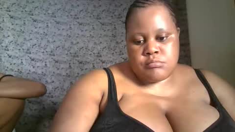 ebony_magixs online show from 18, 9, 2025