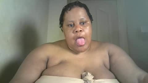 ebony_magixs online show from 7, 10, 2025