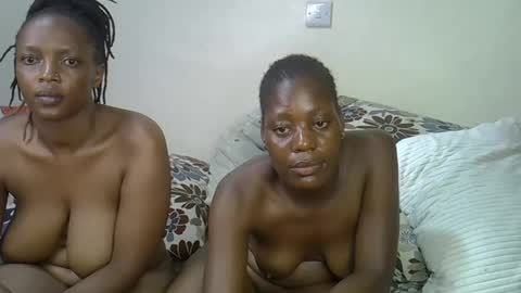 Snapshot of ebony_malika chatting on 6, 3, 2025 malika online show from 6, 3, 2025