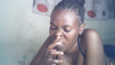 Snapshot of ebony_phoenix12 chatting on 13, 10, 2025 ebony_phoenix12 online show from 13, 10, 2025