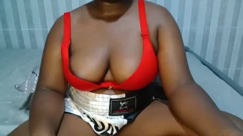 Snapshot of ebony_sabrina chatting on 23, 1, 2025 Sabrina online show from 23, 1, 2025