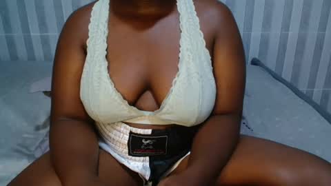 Snapshot of ebony_sabrina chatting on 23, 1, 2025 Sabrina online show from 23, 1, 2025