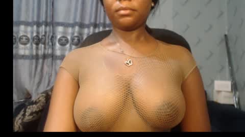 Snapshot of ebony_sexy_queen chatting on 11, 12, 2024 Racheal online show from 11, 12, 2024