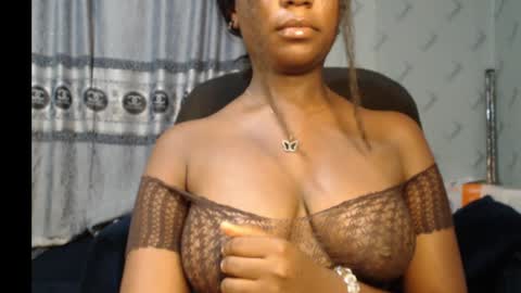 Snapshot of ebony_sexy_queen chatting on 21, 12, 2024 Racheal online show from 21, 12, 2024