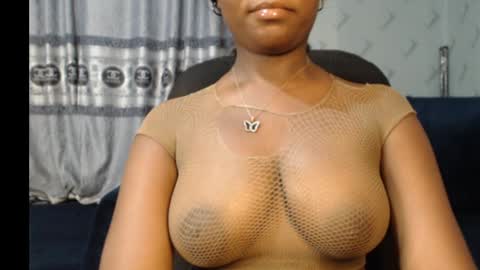 Snapshot of ebony_sexy_queen chatting on 23, 12, 2024 Racheal online show from 23, 12, 2024