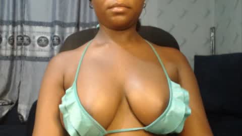Snapshot of ebony_sexy_queen chatting on 26, 12, 2024 Racheal online show from 26, 12, 2024
