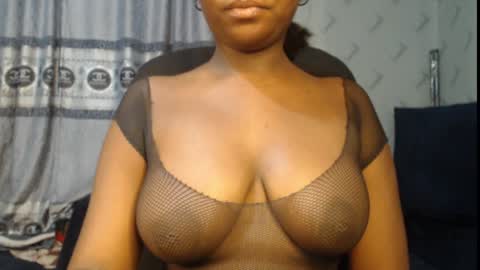 Snapshot of ebony_sexy_queen chatting on 27, 12, 2024 Racheal online show from 27, 12, 2024