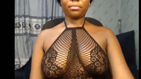 Snapshot of ebony_sexy_queen chatting on 10, 1, 2025 Racheal online show from 10, 1, 2025