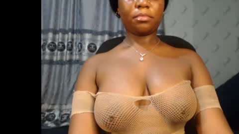 Snapshot of ebony_sexy_queen chatting on 15, 1, 2025 Racheal online show from 15, 1, 2025