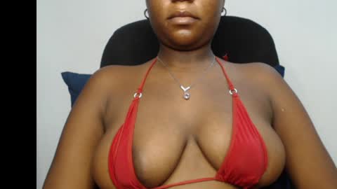 Snapshot of ebony_sexy_queen chatting on 26, 1, 2025 Racheal online show from 26, 1, 2025