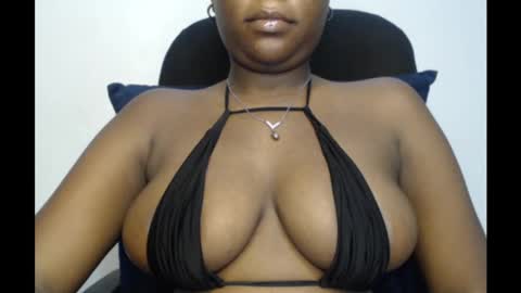 Snapshot of ebony_sexy_queen chatting on 7, 2, 2025 Racheal online show from 7, 2, 2025