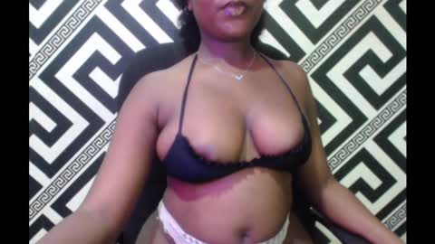 Snapshot of ebony_sexy_queen chatting on 22, 2, 2025 Racheal online show from 22, 2, 2025