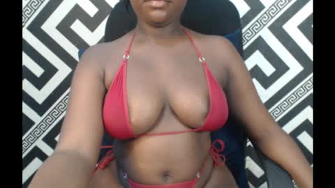 Snapshot of ebony_sexy_queen chatting on 9, 3, 2025 Racheal online show from 9, 3, 2025
