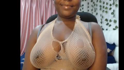 Snapshot of ebony_sexy_queen chatting on 14, 9, 2025 Racheal online show from 14, 9, 2025