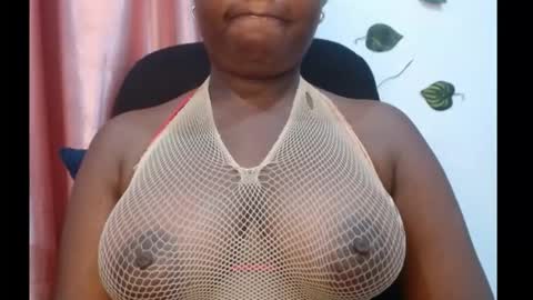 Snapshot of ebony_sexy_queen chatting on 22, 9, 2025 Racheal online show from 22, 9, 2025