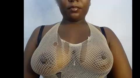 Snapshot of ebony_sexy_queen chatting on 20, 10, 2025 Racheal online show from 20, 10, 2025