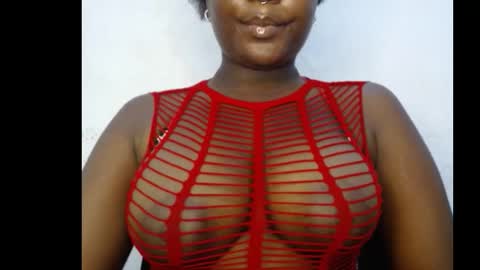 Snapshot of ebony_sexy_queen chatting on 21, 10, 2025 Racheal online show from 21, 10, 2025