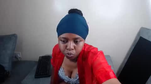 ebony_sluttt online show from 3, 10, 2025