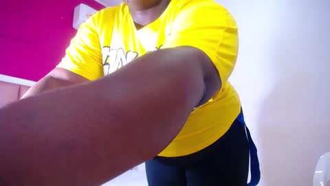 Snapshot of ebony_sugar_mommy chatting on 9, 1, 2025 MILENA online show from 9, 1, 2025
