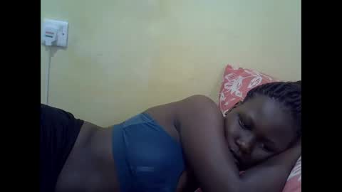 Snapshot of ebony_vanillah chatting on 17, 2, 2026 ebony_vanillah online show from 17, 2, 2026