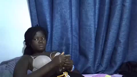 ebonybloom01 online show from 27, 9, 2025