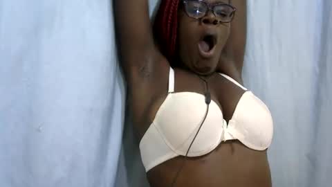 ebonybloom01 online show from 5, 11, 2025