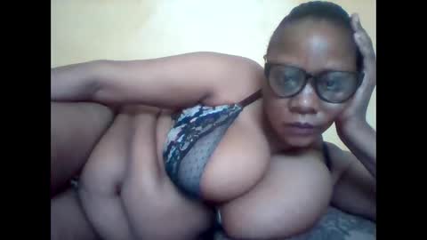 Snapshot of ebonybussy chatting on 18, 3, 2026 MAMITO online show from 18, 3, 2026