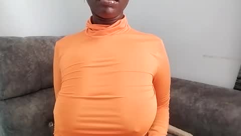 Snapshot of ebonycandymelani chatting on 2, 3, 2025 Ebony Melanie online show from 2, 3, 2025