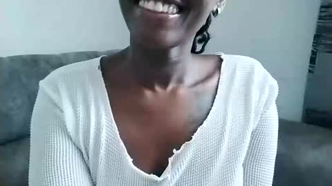 Snapshot of ebonycandymelani chatting on 4, 3, 2025 Ebony Melanie online show from 4, 3, 2025
