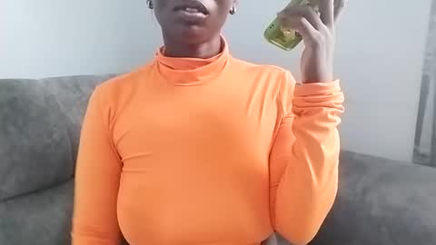 Snapshot of ebonycandymelani chatting on 10, 3, 2025 Ebony Melanie online show from 10, 3, 2025