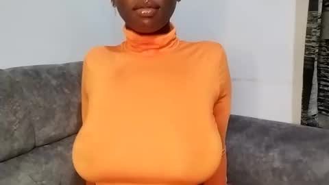 Snapshot of ebonycandymelani chatting on 11, 3, 2025 Ebony Melanie online show from 11, 3, 2025
