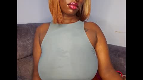 Snapshot of ebonycandymelani chatting on 16, 9, 2025 Ebony Melanie online show from 16, 9, 2025