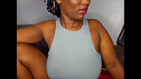 Snapshot of ebonycandymelani chatting on 12, 10, 2025 Ebony Melanie online show from 12, 10, 2025