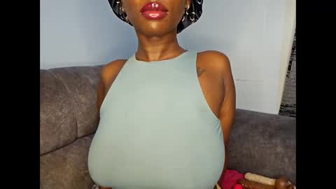 Snapshot of ebonycandymelani chatting on 23, 10, 2025 Ebony Melanie online show from 23, 10, 2025