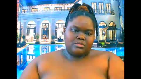 Snapshot of ebonyhotbuns4u2luv chatting on 3, 4, 2026 ebonyhotbuns4u2luv online show from 3, 4, 2026