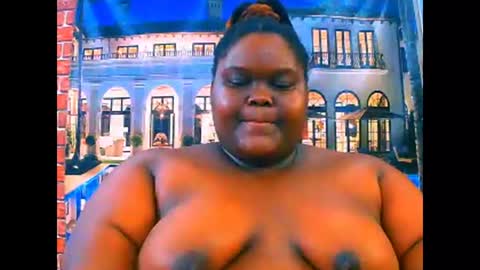 Snapshot of ebonyhotbuns4u2luv chatting on 14, 4, 2026 ebonyhotbuns4u2luv online show from 14, 4, 2026