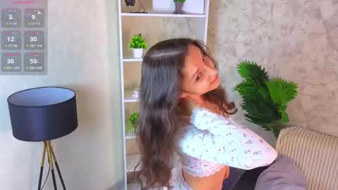 Snapshot of ebonyleibenstein chatting on 25, 10, 2025 Milly online show from 25, 10, 2025