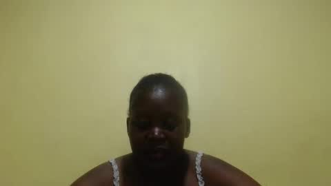 Snapshot of ebonylyn123 chatting on 8, 3, 2025 ebonylyn123 online show from 8, 3, 2025