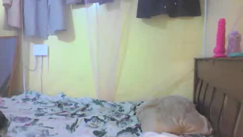 Snapshot of ebonymuse2 chatting on 15, 4, 2026 Ebonymuse2 online show from 15, 4, 2026