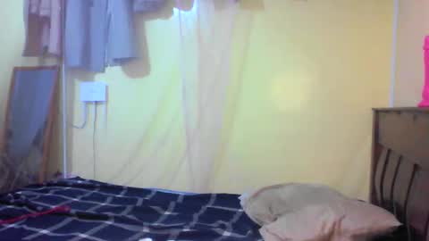 Snapshot of ebonymuse2 chatting on 8, 5, 2026 Ebonymuse2 online show from 8, 5, 2026
