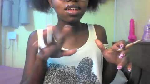 Snapshot of ebonymuse2 chatting on 15, 5, 2026 Ebonymuse2 online show from 15, 5, 2026