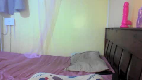 Snapshot of ebonymuse2 chatting on 17, 5, 2026 Ebonymuse2 online show from 17, 5, 2026