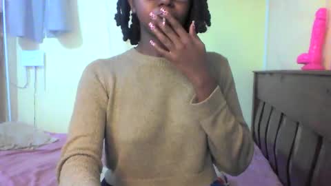 Snapshot of ebonymuse2 chatting on 19, 5, 2026 Ebonymuse2 online show from 19, 5, 2026