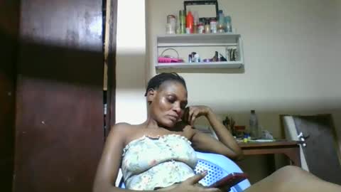 Snapshot of ebonyqueen4 chatting on 9, 4, 2026 JACKLINE online show from 9, 4, 2026