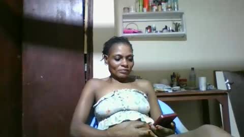 Snapshot of ebonyqueen4 chatting on 11, 4, 2026 JACKLINE online show from 11, 4, 2026