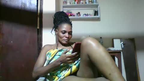 Snapshot of ebonyqueen4 chatting on 20, 4, 2026 JACKLINE online show from 20, 4, 2026