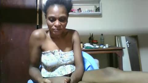 Snapshot of ebonyqueen4 chatting on 24, 4, 2026 JACKLINE online show from 24, 4, 2026