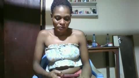 Snapshot of ebonyqueen4 chatting on 14, 5, 2026 JACKLINE online show from 14, 5, 2026
