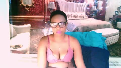 Snapshot of ebonyseductionz chatting on 15, 1, 2025 Zammy online show from 15, 1, 2025